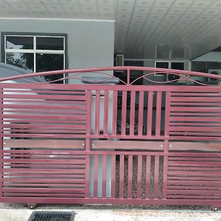 D'Illahs Homestay アロースター エクステリア 写真